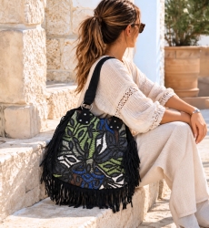 Bolso Biza de cuero negro con largas franjas | Miss June Paris