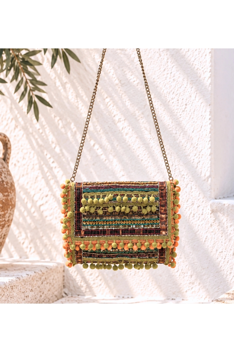 Sac Sequin, pochette brodée vert anis | Miss June Paris