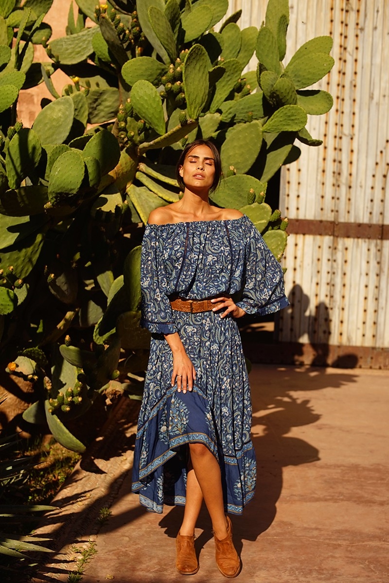 Falda Larga Sky – Azul marino – Estampado floral – Asimétrica – Estilo boho – Miss June Paris – 3