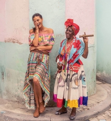 Chiquita Off-Shoulder Top – Embroidered Floral Pattern – Bohemian Style – Miss June Paris – 2