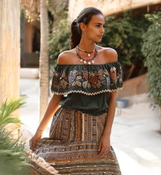 Top à épaules dénudées Chiquita - motif floral brodé - style bohème - Miss June Paris - 3