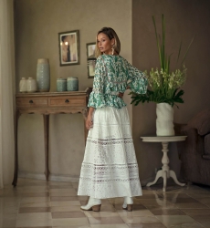 Miss June Paris, Gonna Lunga Plumeria