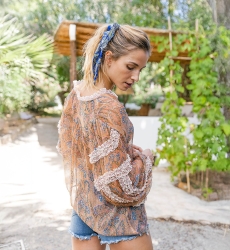 Blusa Tatum – Verde o Beige – Lurex – Manica lunga – Bohémien – Miss June Paris – 3