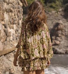 Mini-Kleid FRESH: khaki/rosa Farbe - dekorierter Einsatz - Stickereien - lange Boho-Ärmel - Miss June Paris - 5