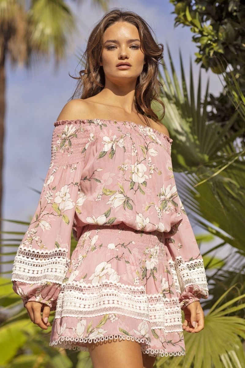 Langarmbluse Gia - Rosa - Blumenmuster - Weiße Stickerei - Boho-Stil - Miss June Paris - 1