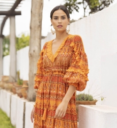 Langes Kleid Safran - Orange - Goldene Details - Lange Ärmel - V-Ausschnitt - Boho - Miss June Paris - 2