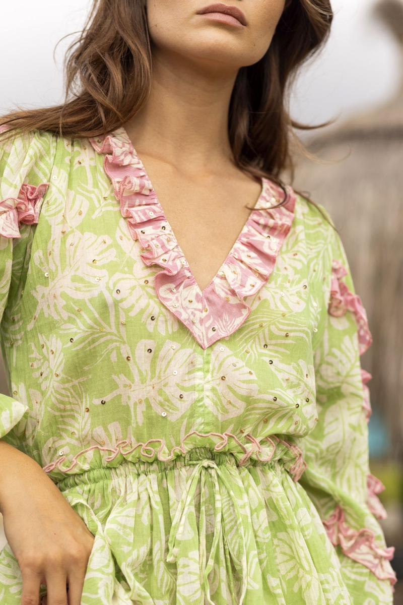 Bluse Tavola - Grün - Rosa V-Ausschnitt - Kleine Rüschen - Lange Puffärmel - Boho-Stil - Miss June Paris - 3