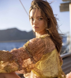 Bluse Lips - Mehrfarbig - Goldener Lurex - Kleine Rüschen - Lange Puffärmel - Boho-Stil - Miss June Paris - 2