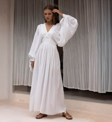 Langes Kleid Angie – weiß – lange Ärmel – V-Ausschnitt – boho – verstellbarer Gürtel – Miss June Paris – 1