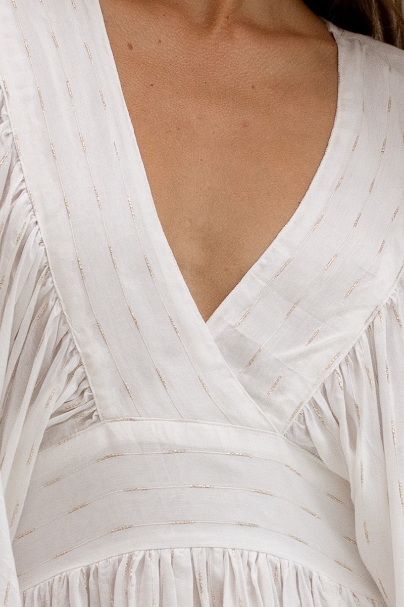 Robe Courte Janice - blanche - manches longues - col V - ceinture ajoustable - Miss June Paris - 7