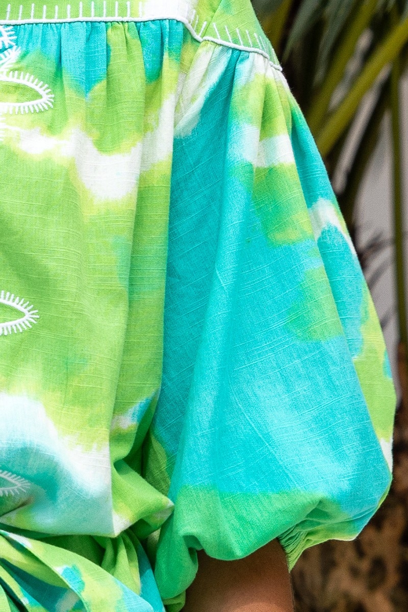Robe Courte Victoria - verte/aqua -manche courte - motif tie & dye - ceinture assortie - bohème  - Miss June Paris - 8