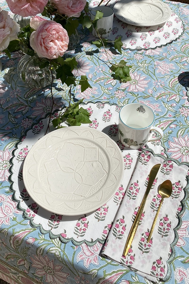 Blazing White Tischset (2er-Set) – rund – 100 % Baumwolle – Blumenmuster – Jardin Botanique – Miss June Paris – 2