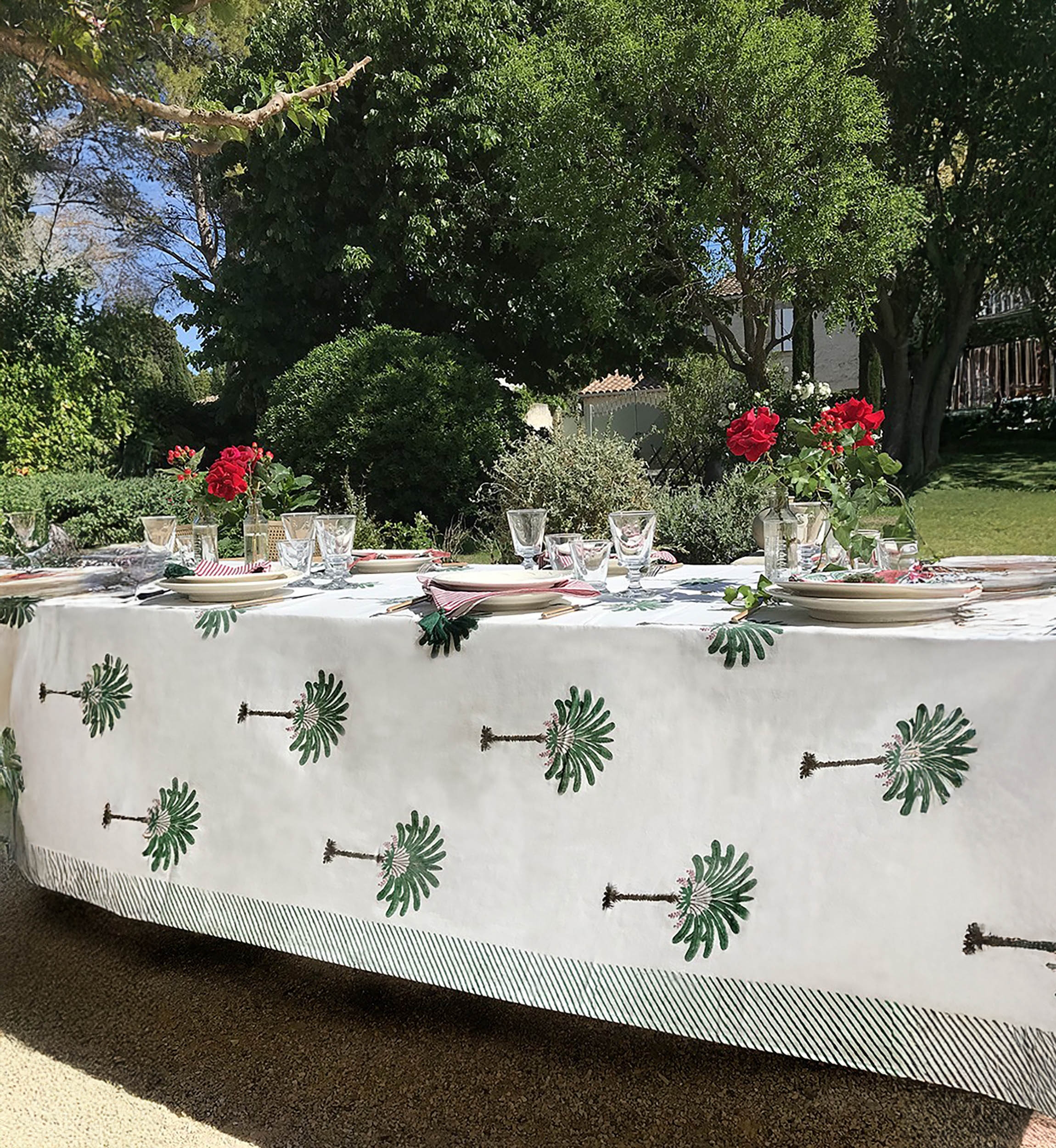 Mantel Island Green – blanco/verde – estampado palmeras – 100% algodón – boho chic – Jardín Botánico – Miss June Paris – 3